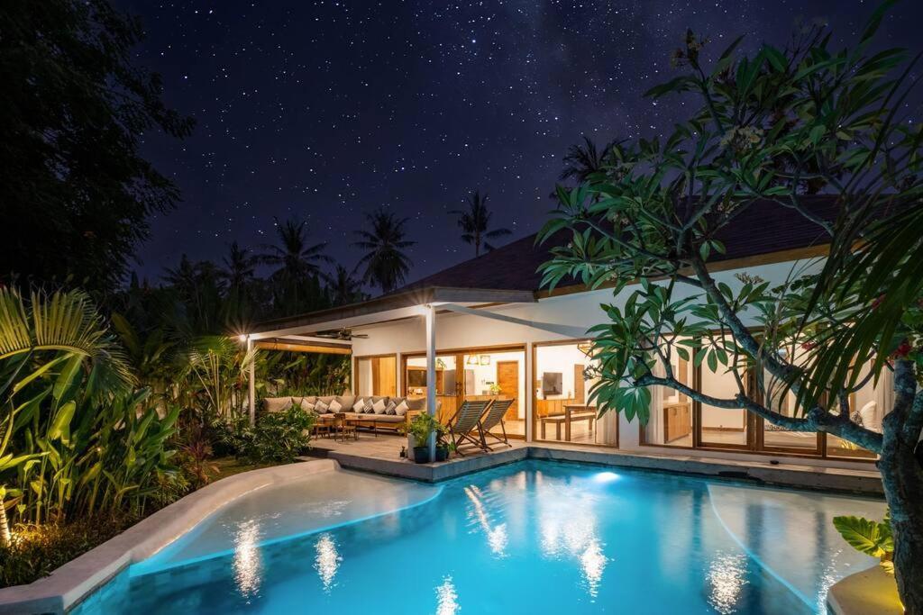 Vila Designer New 3Bdr - Lush Garden+Pool Gili Trawangan Exteriér fotografie